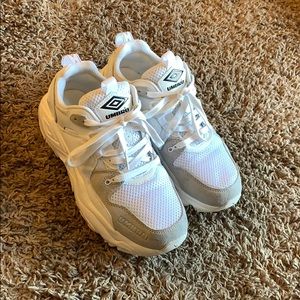 Umbro White Chunky Tennis Shoes